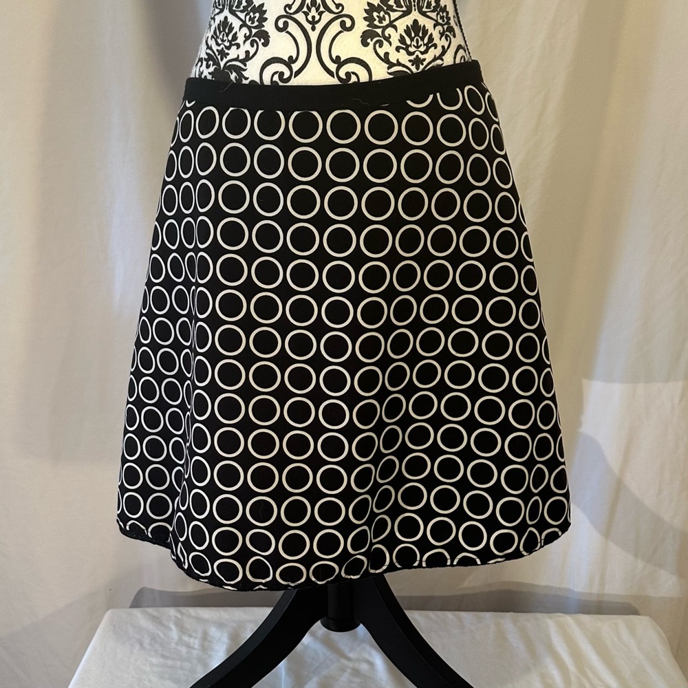 EUC The Limited Circle Print Skater Skirt Size 4